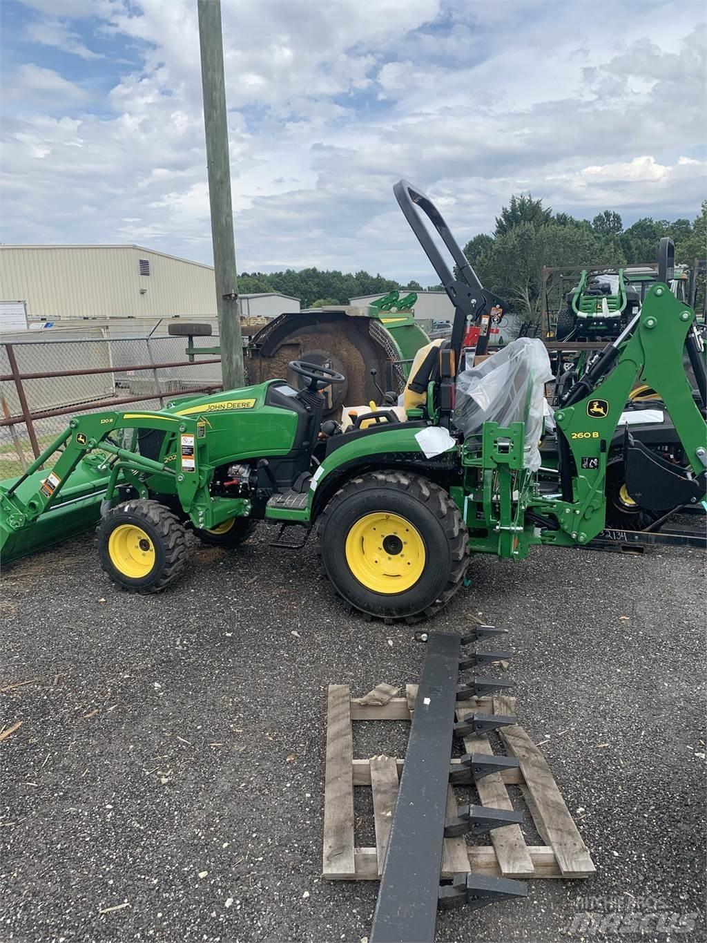John Deere 2025R Τρακτέρ μικρών διαστάσεων