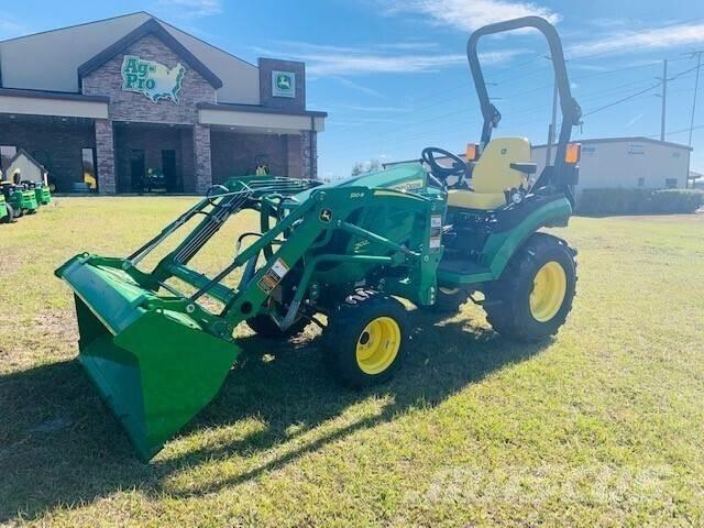 John Deere 2025R Τρακτέρ μικρών διαστάσεων