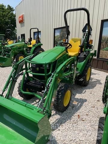 John Deere 2025R Τρακτέρ μικρών διαστάσεων