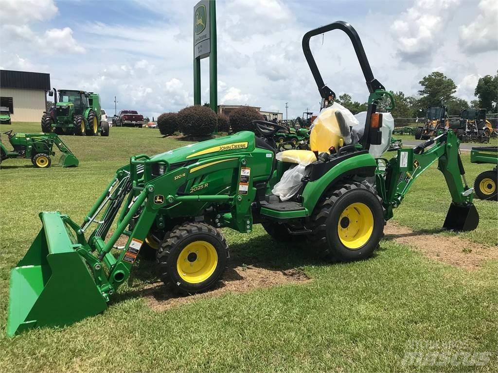 John Deere 2025R Τρακτέρ μικρών διαστάσεων