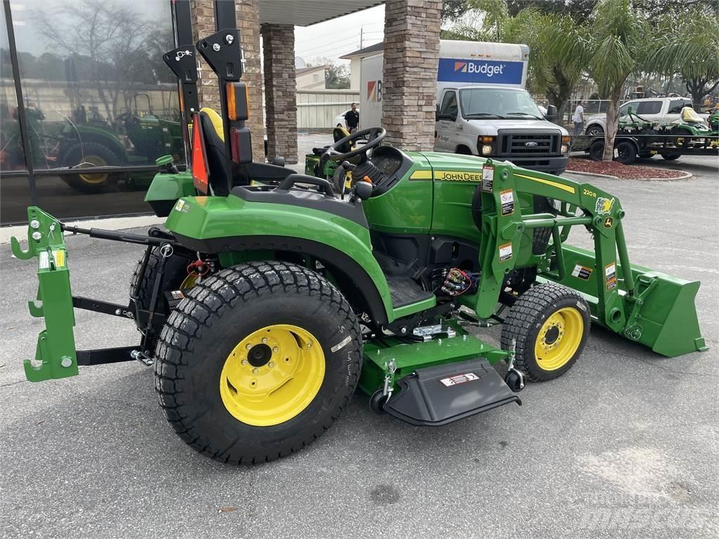John Deere 2032R Τρακτέρ μικρών διαστάσεων
