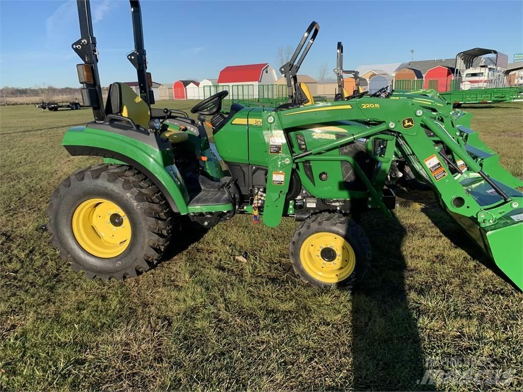 John Deere 2032R Τρακτέρ μικρών διαστάσεων