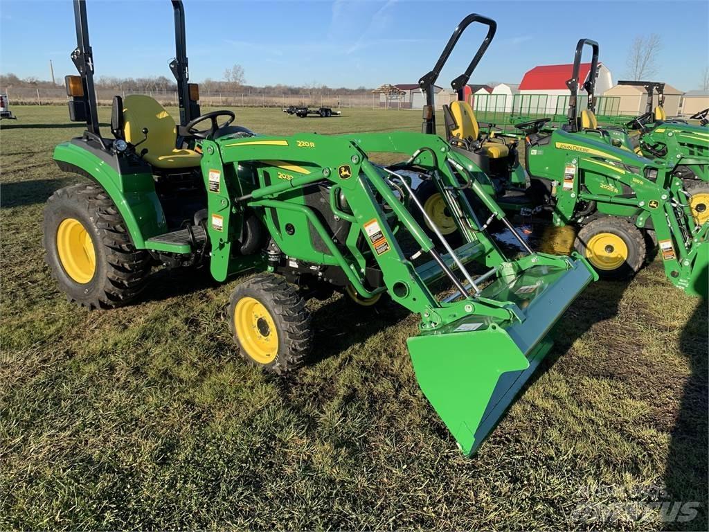 John Deere 2032R Τρακτέρ μικρών διαστάσεων