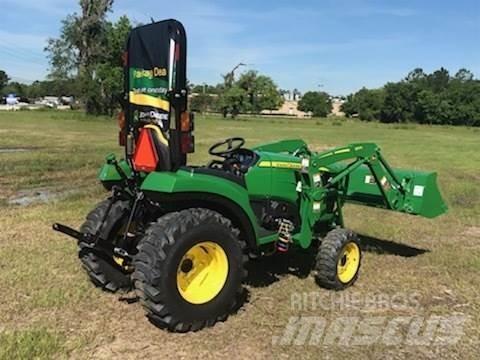 John Deere 2032R Τρακτέρ μικρών διαστάσεων