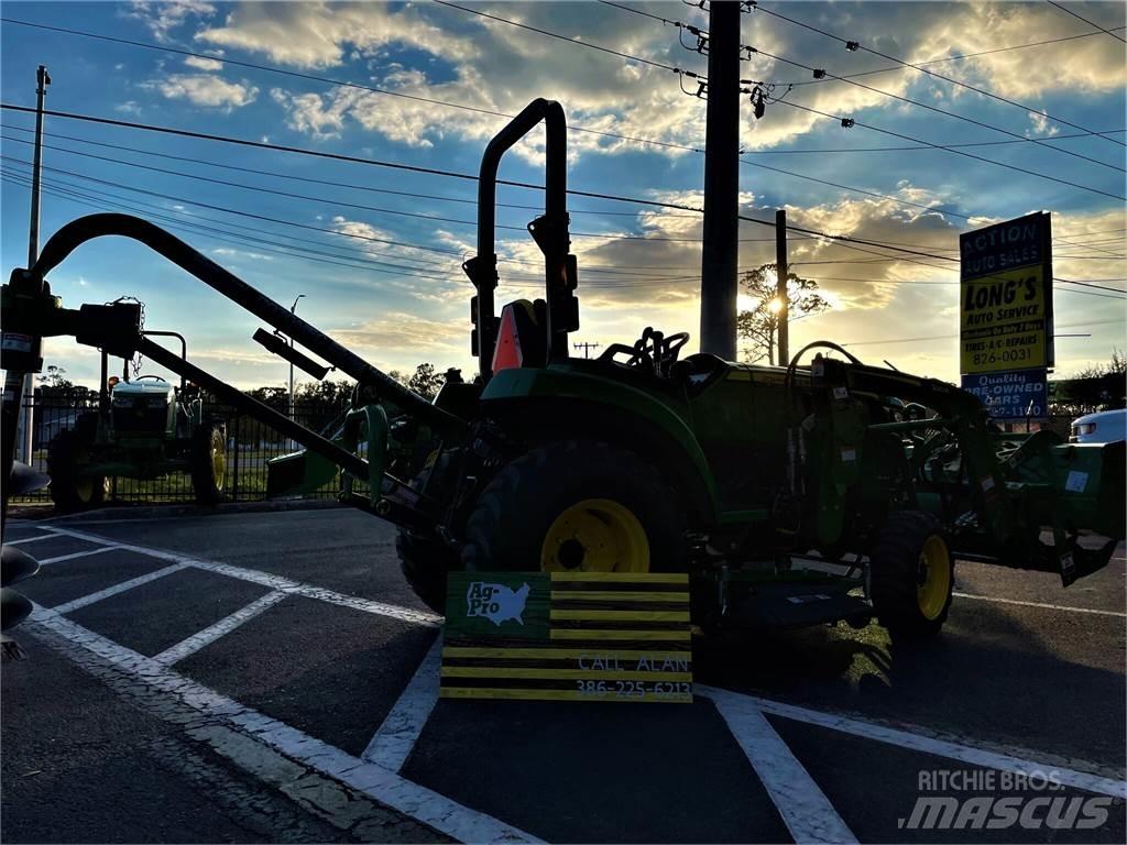 John Deere 2032R Τρακτέρ μικρών διαστάσεων