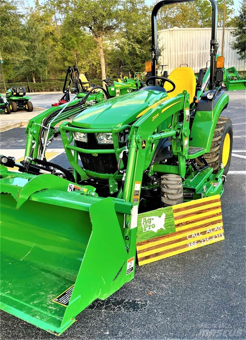 John Deere 2032R Τρακτέρ μικρών διαστάσεων