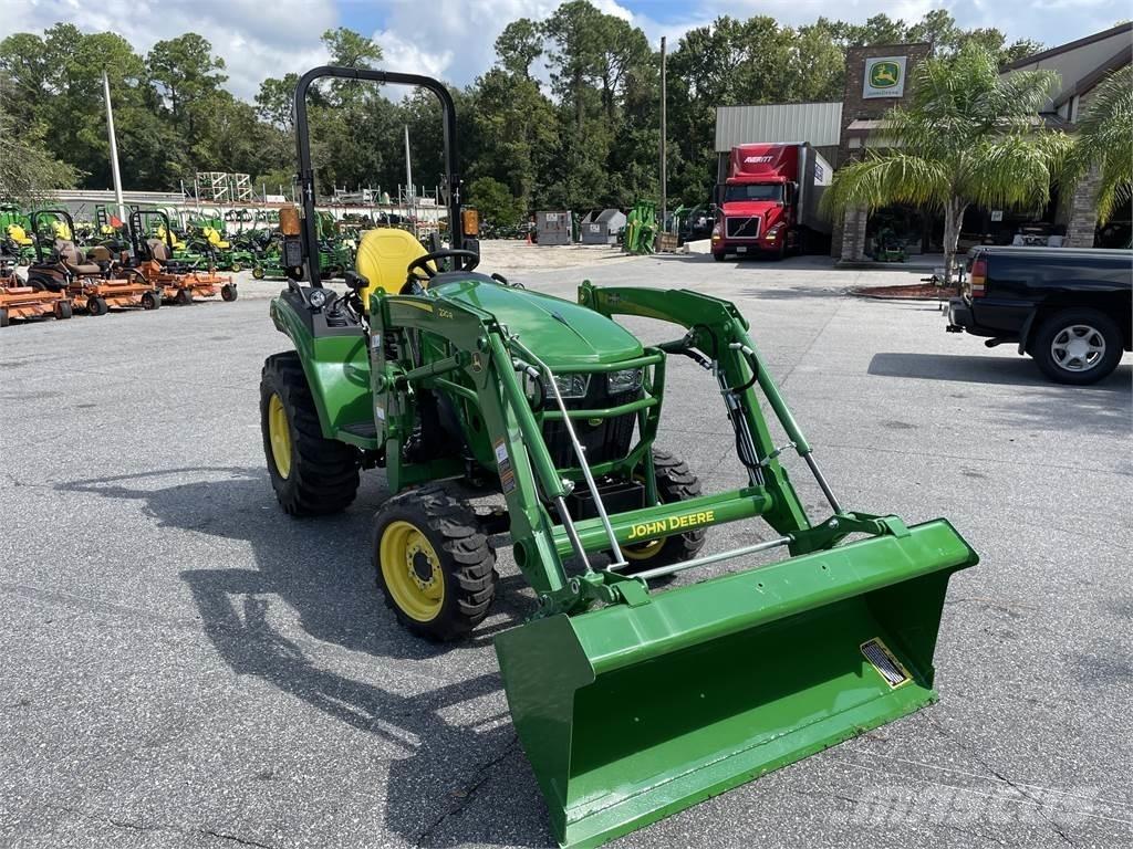 John Deere 2038R Τρακτέρ μικρών διαστάσεων