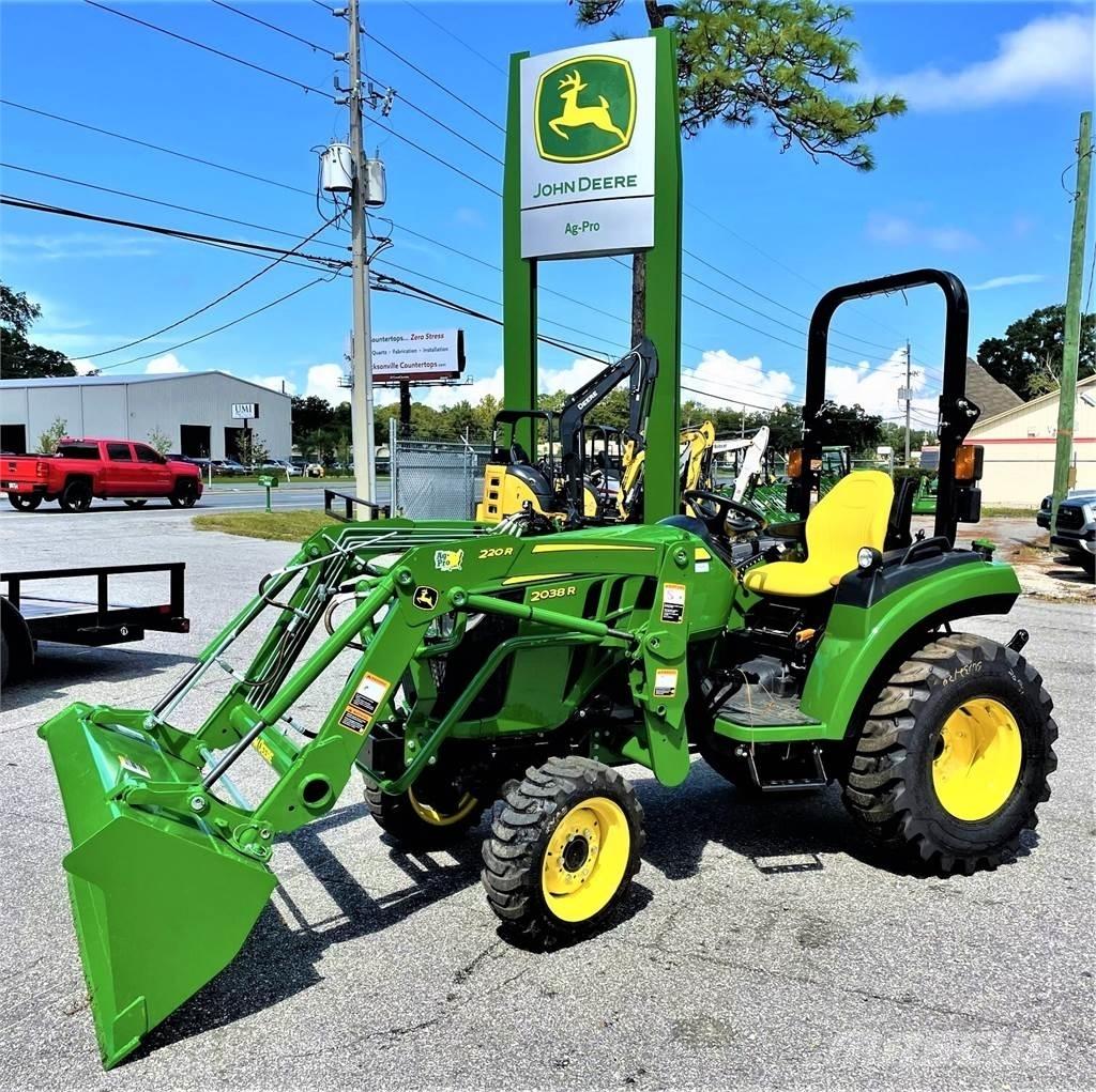 John Deere 2038R Τρακτέρ μικρών διαστάσεων