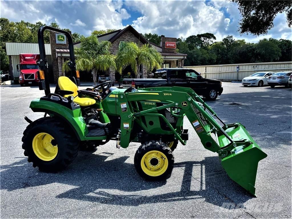 John Deere 2038R Τρακτέρ μικρών διαστάσεων
