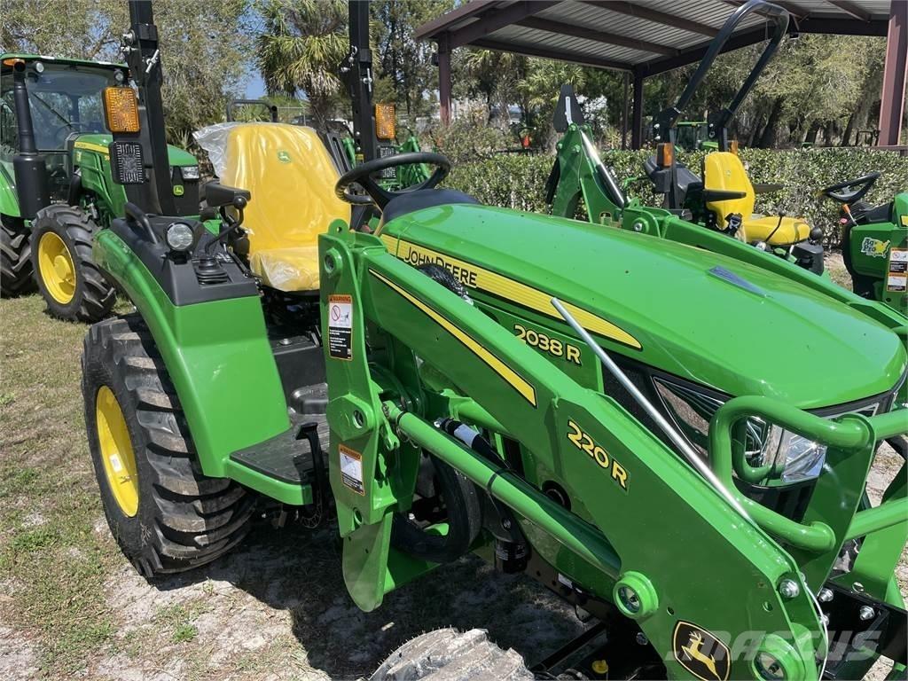 John Deere 2038R Τρακτέρ μικρών διαστάσεων