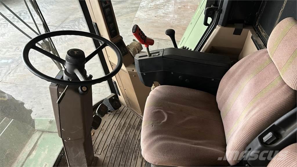 John Deere 2258 Θεριζοαλωνιστικές μηχανές
