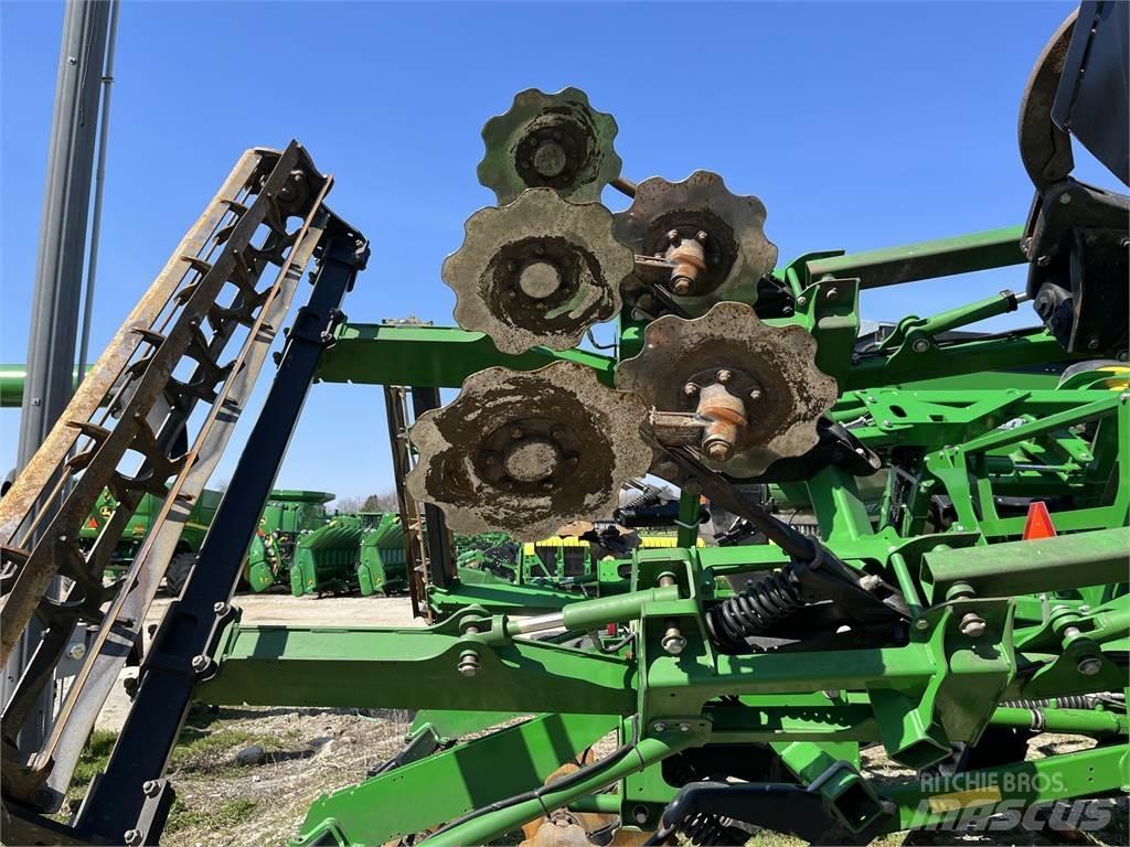 John Deere 2730 Άλλες μηχανές οργώματος και εξαρτήματα