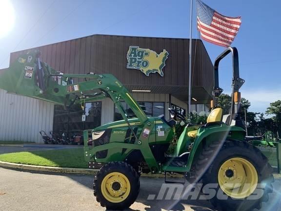 John Deere 3025E Τρακτέρ μικρών διαστάσεων