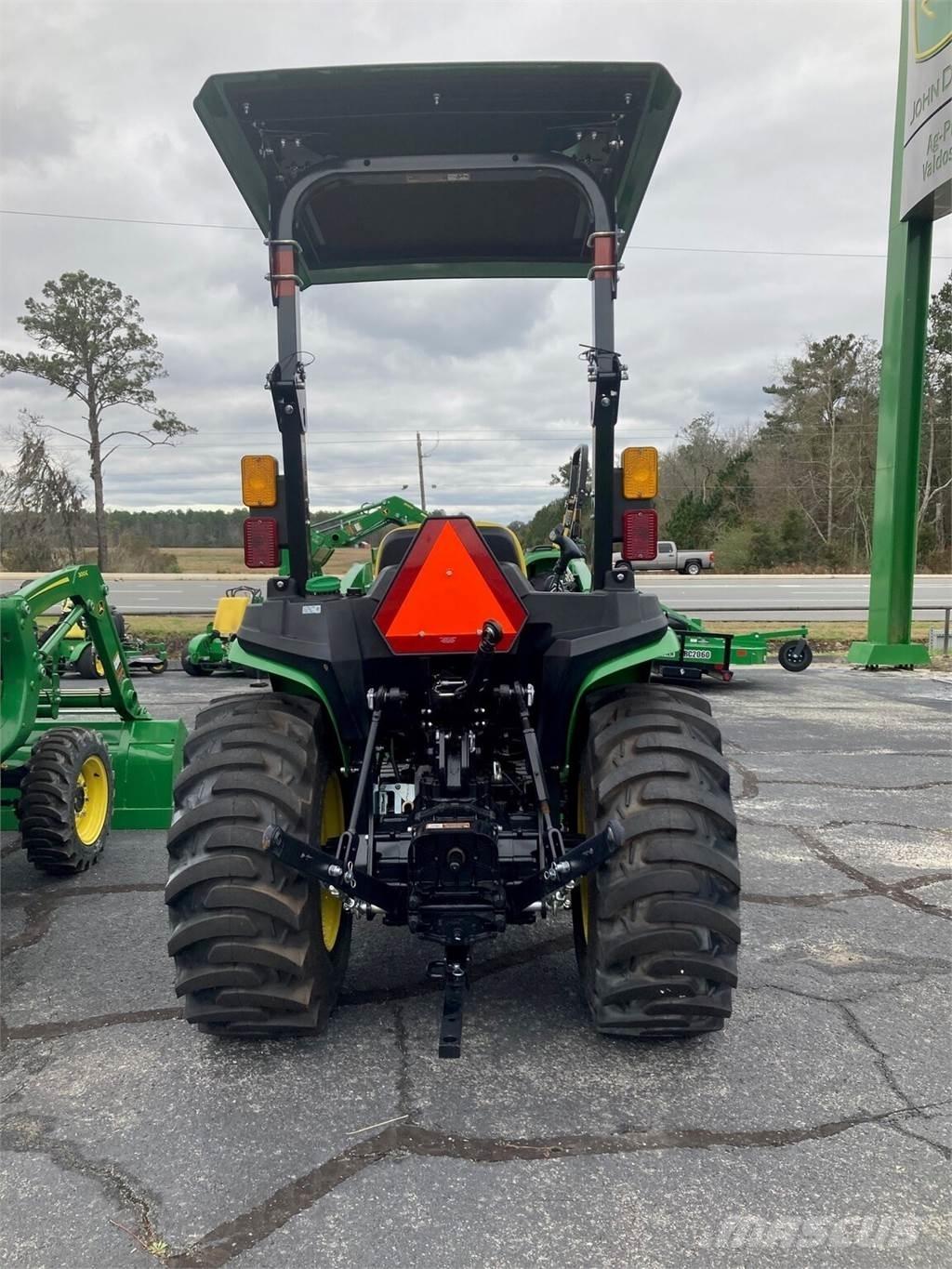 John Deere 3025E Τρακτέρ μικρών διαστάσεων