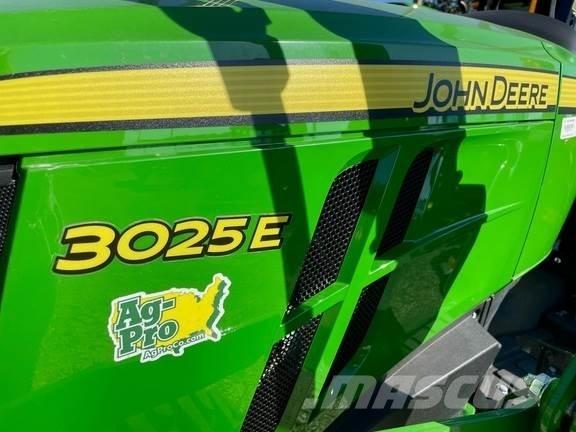 John Deere 3025E Τρακτέρ μικρών διαστάσεων