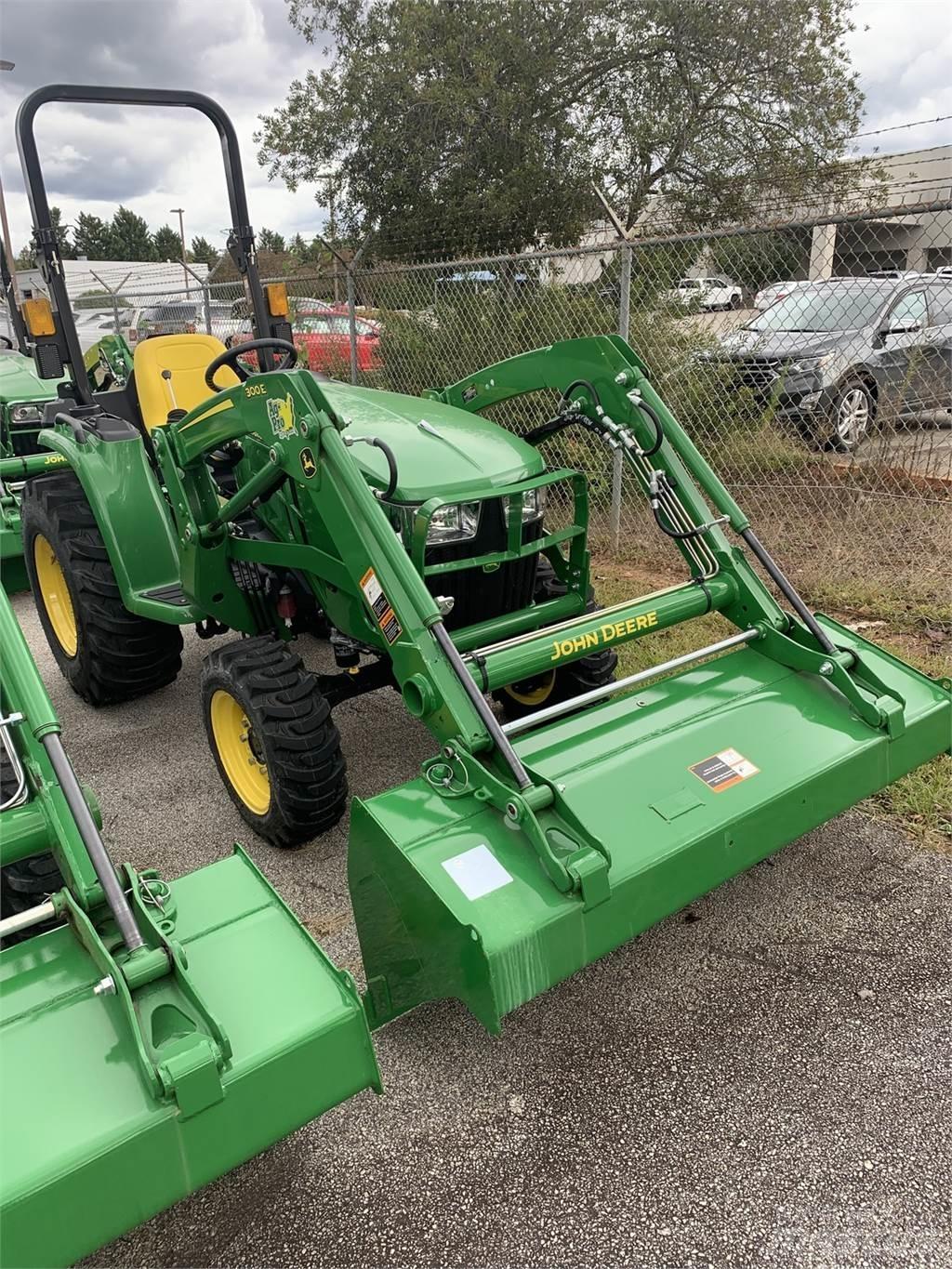 John Deere 3032E Τρακτέρ μικρών διαστάσεων