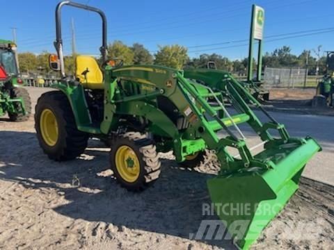 John Deere 3033R Τρακτέρ μικρών διαστάσεων