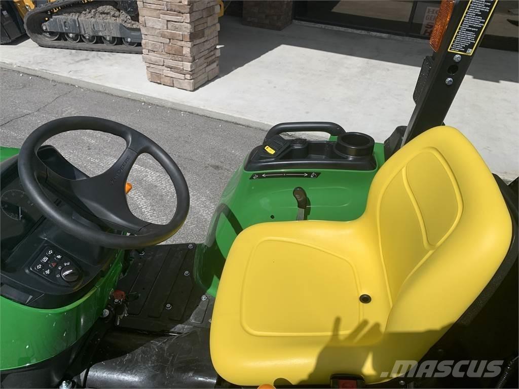 John Deere 3038E Τρακτέρ μικρών διαστάσεων