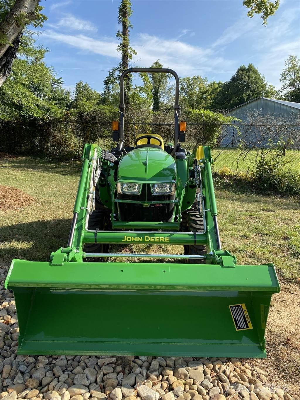 John Deere 3038E Τρακτέρ μικρών διαστάσεων