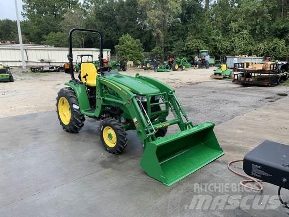 John Deere 3046R Τρακτέρ
