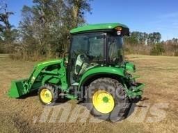 John Deere 3046R Τρακτέρ