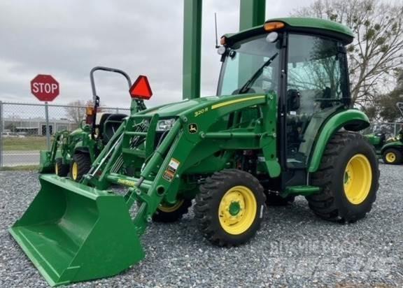 John Deere 3046R Τρακτέρ