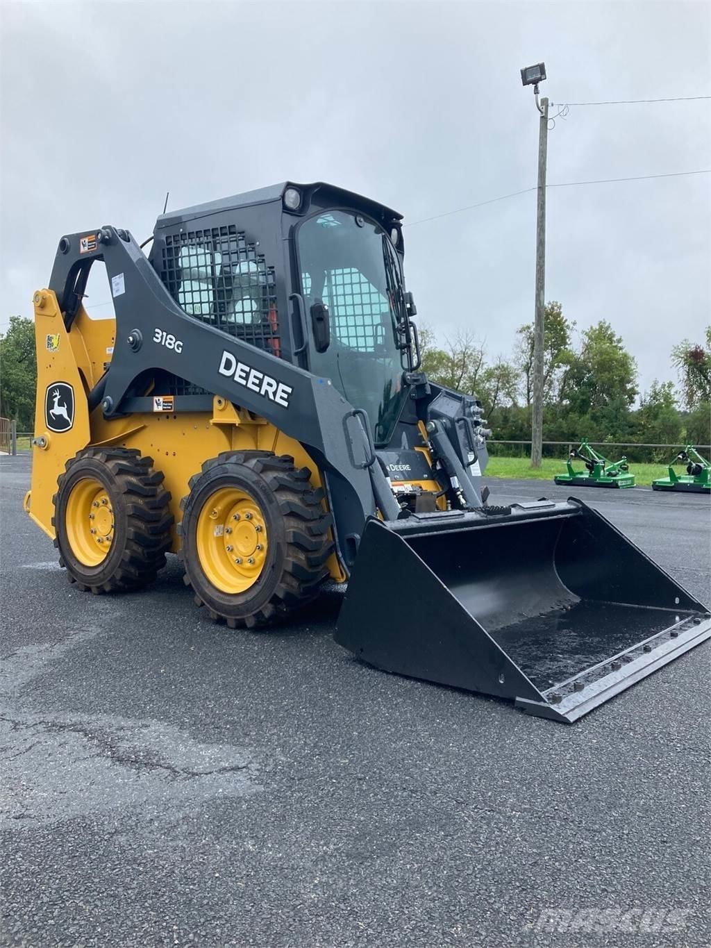 John Deere 318G Φορτωτάκια