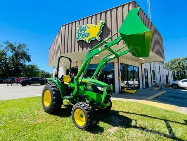 John Deere 4044M Τρακτέρ