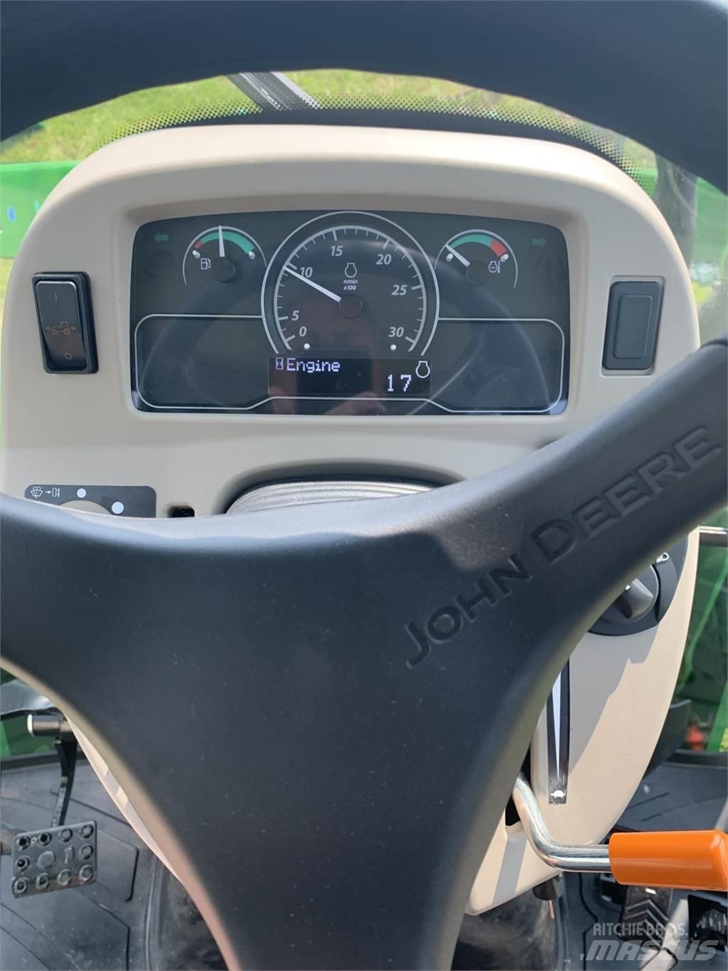 John Deere 4044R Τρακτέρ