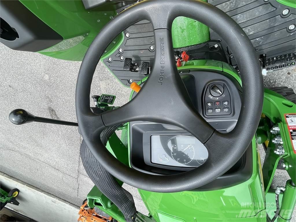 John Deere 4052M Τρακτέρ