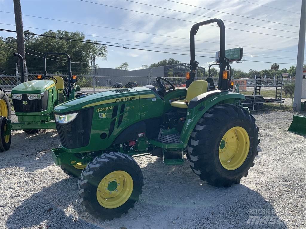 John Deere 4066M Τρακτέρ