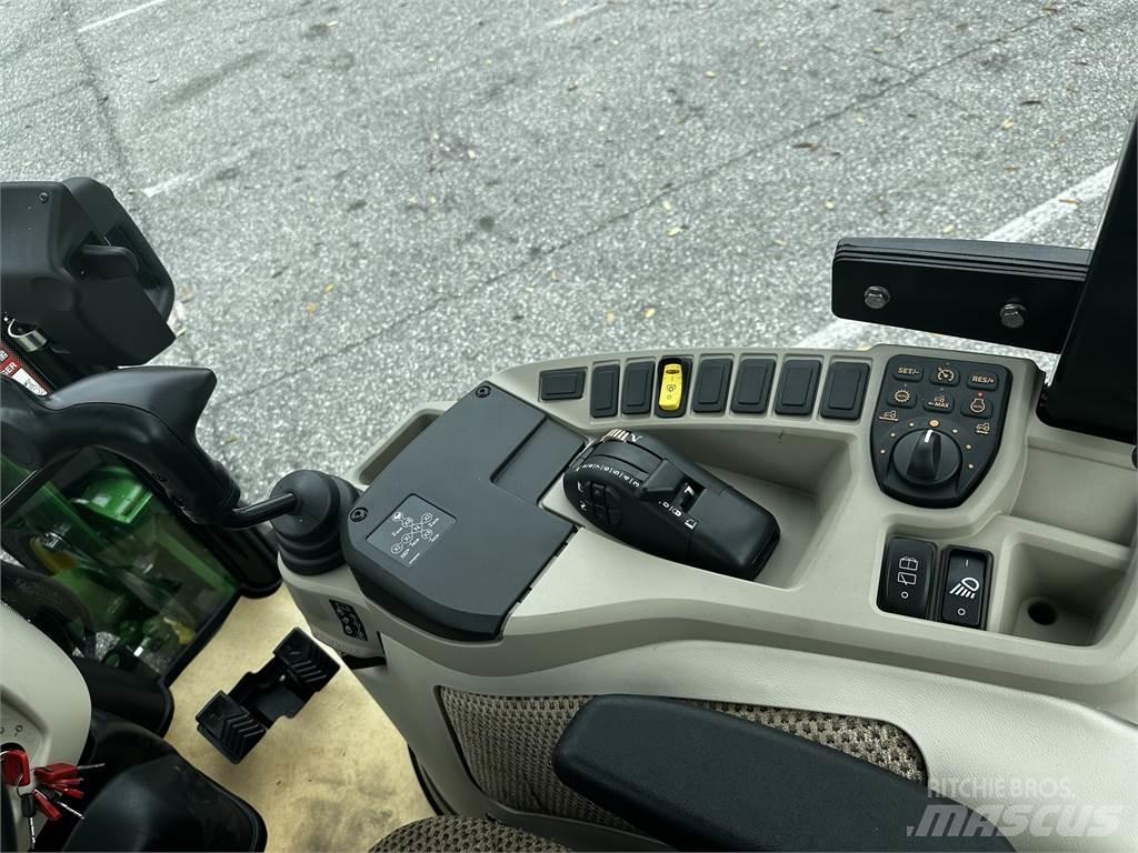 John Deere 4066R Τρακτέρ