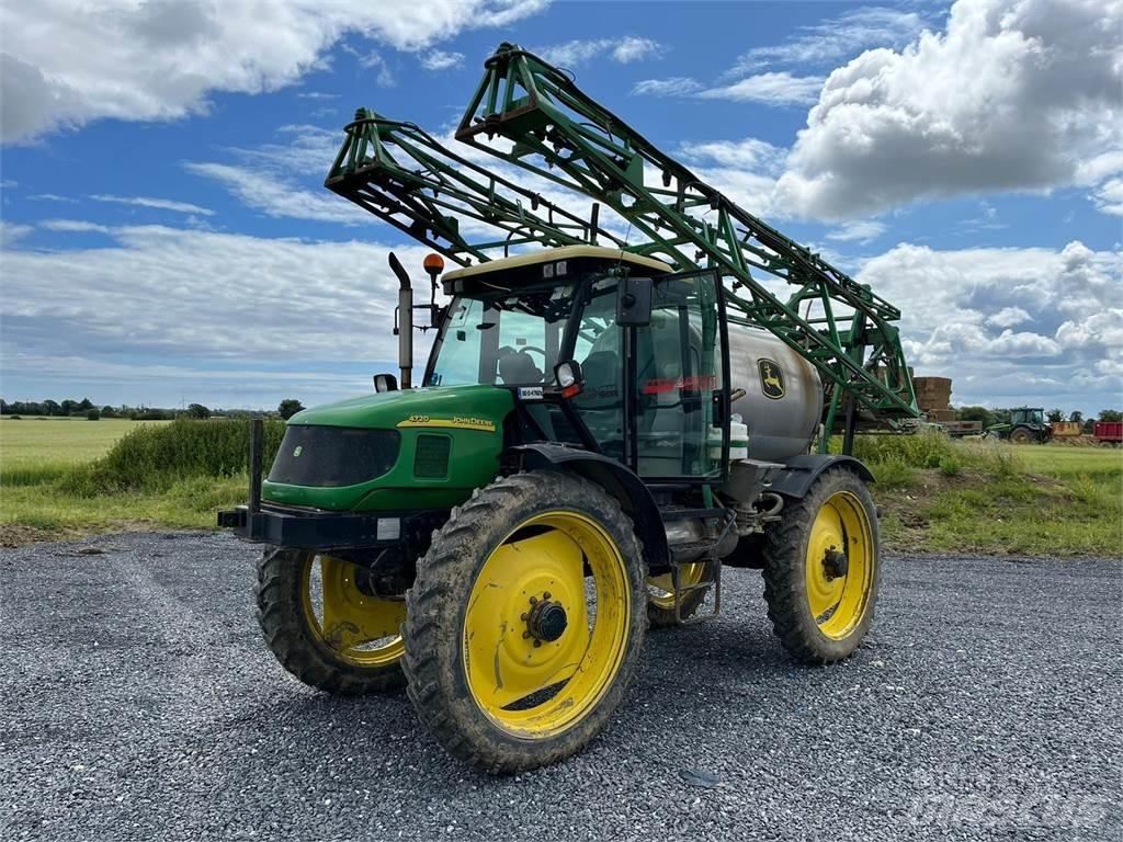John Deere 4720 Ρυμουλκούμενα ψεκαστικά