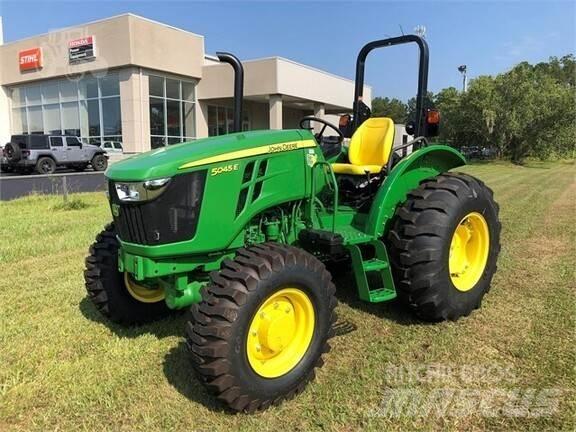 John Deere 5045E Τρακτέρ