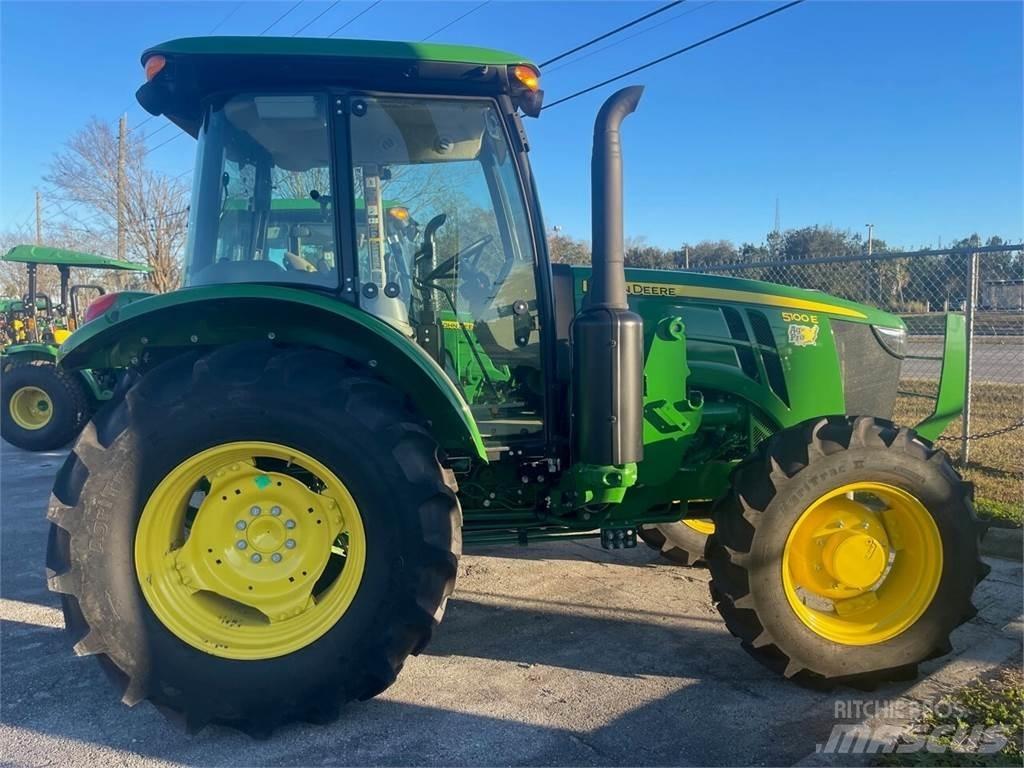John Deere 5075E Τρακτέρ