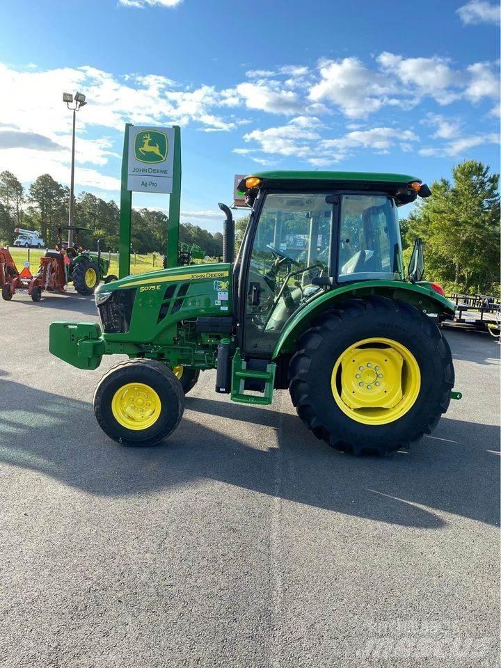 John Deere 5075E Τρακτέρ