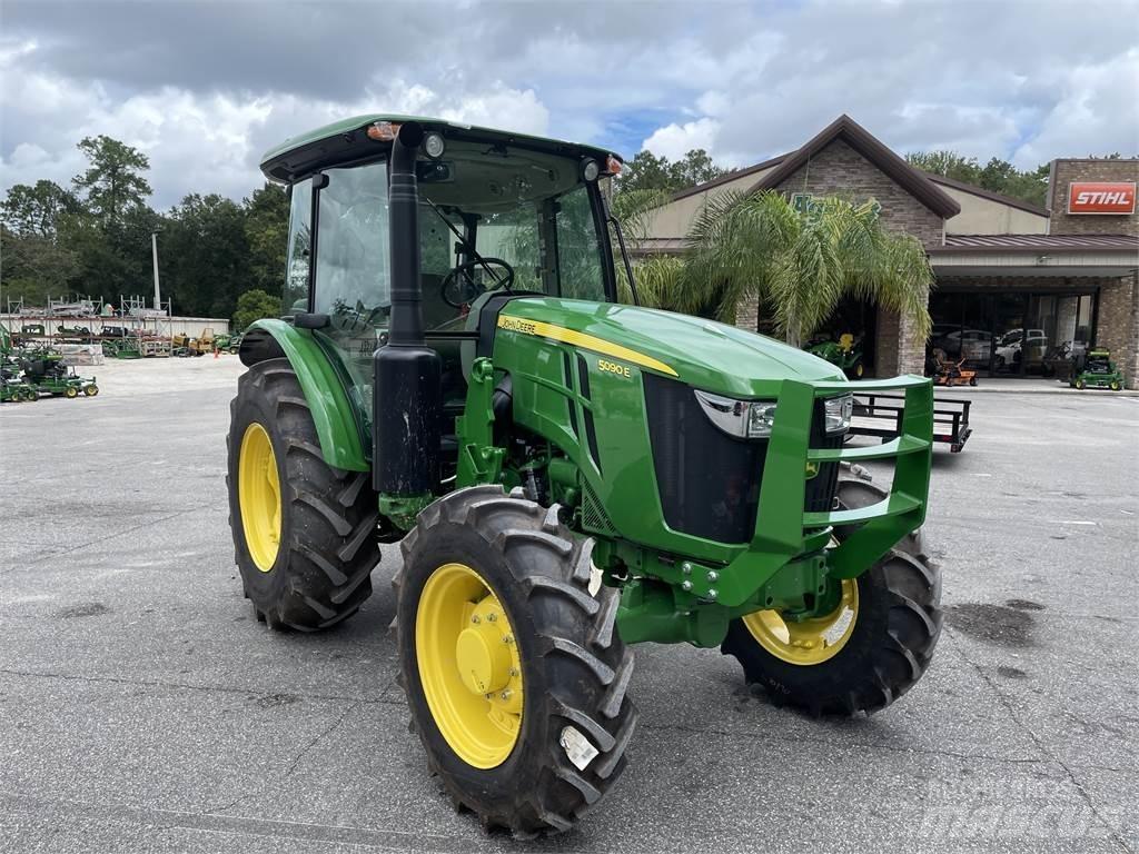 John Deere 5090E Τρακτέρ