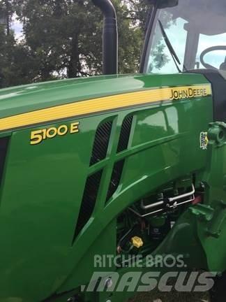 John Deere 5100E Τρακτέρ