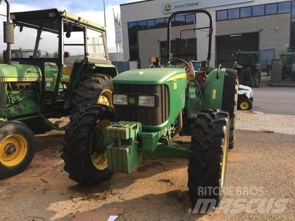 John Deere 5515 Τρακτέρ