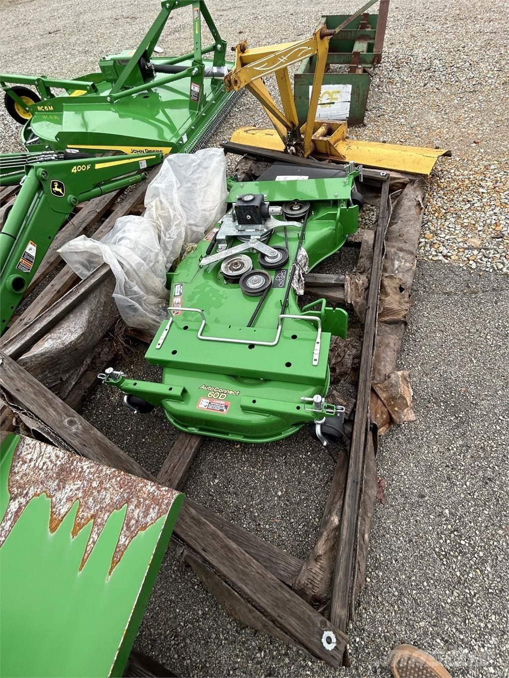 John Deere 60D Χορτοκοπτικά