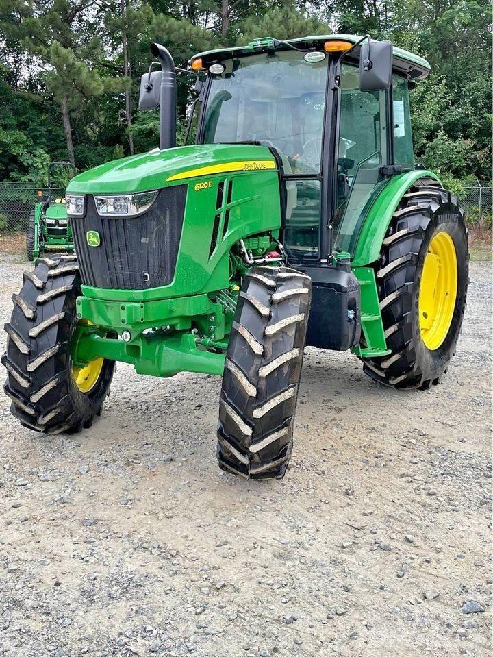 John Deere 6120E Τρακτέρ