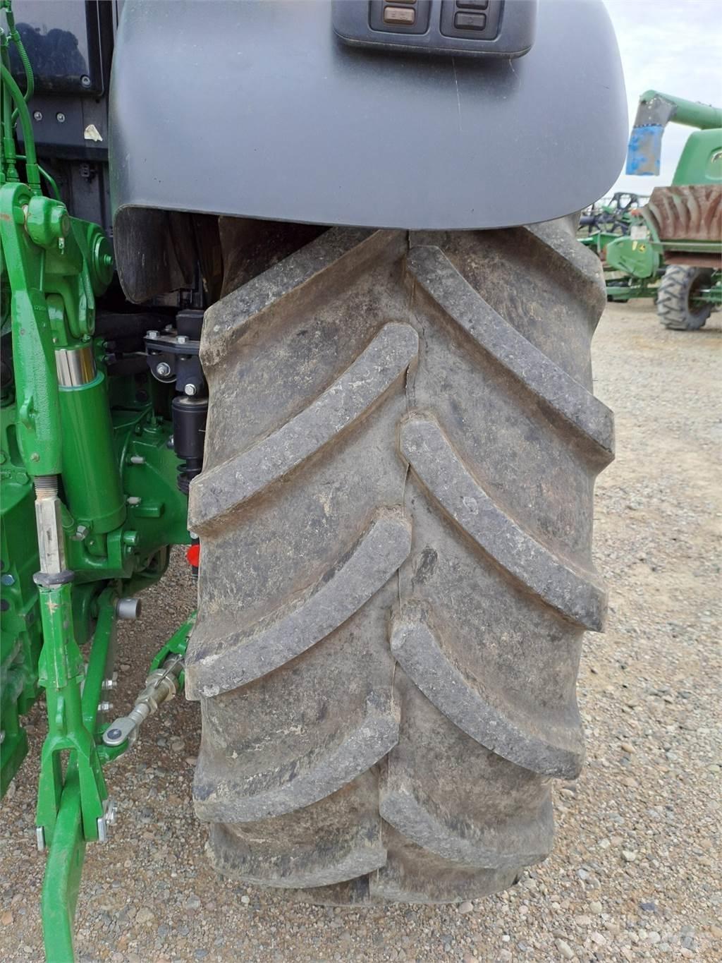 John Deere 6155M Τρακτέρ