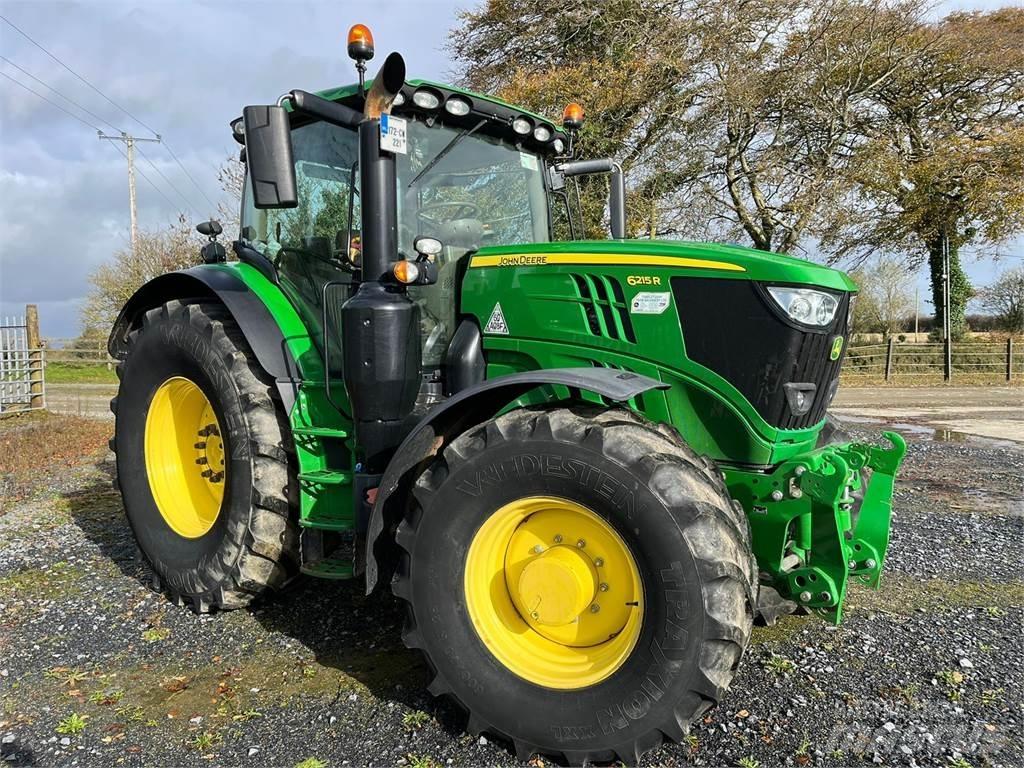 John Deere 6215R Τρακτέρ