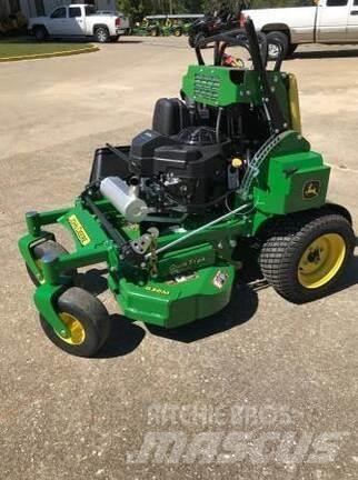 John Deere 636M Χορτοκοπτικά με καθιστό χειριστή