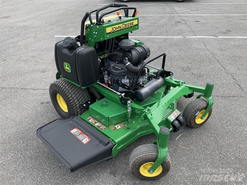 John Deere 652R Χορτοκοπτικά με καθιστό χειριστή