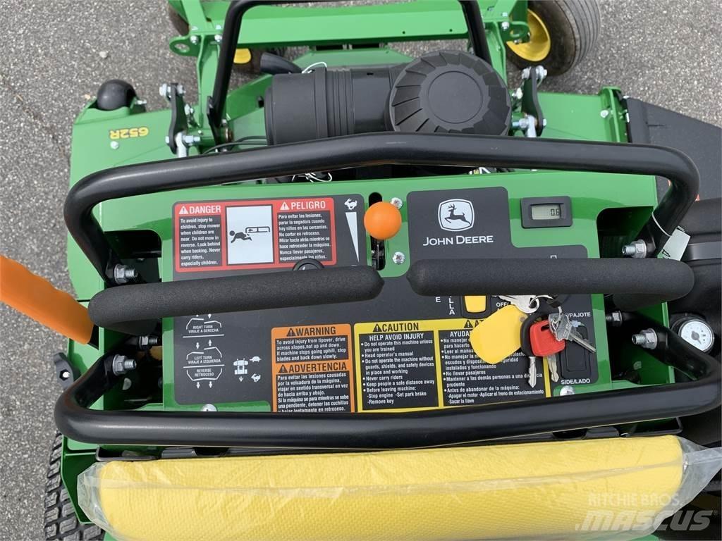 John Deere 652R Χορτοκοπτικά με καθιστό χειριστή