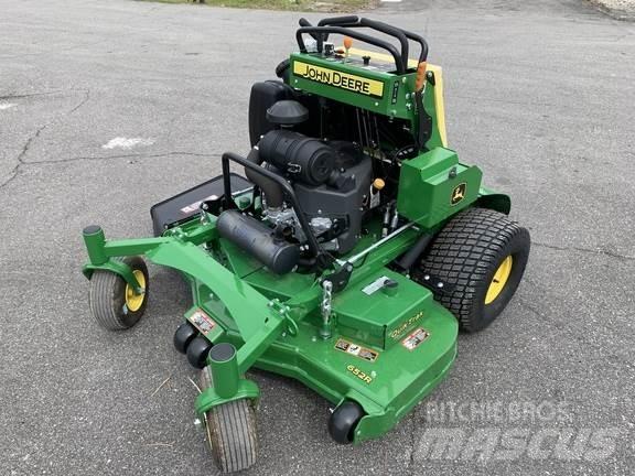 John Deere 652R Χορτοκοπτικά με καθιστό χειριστή