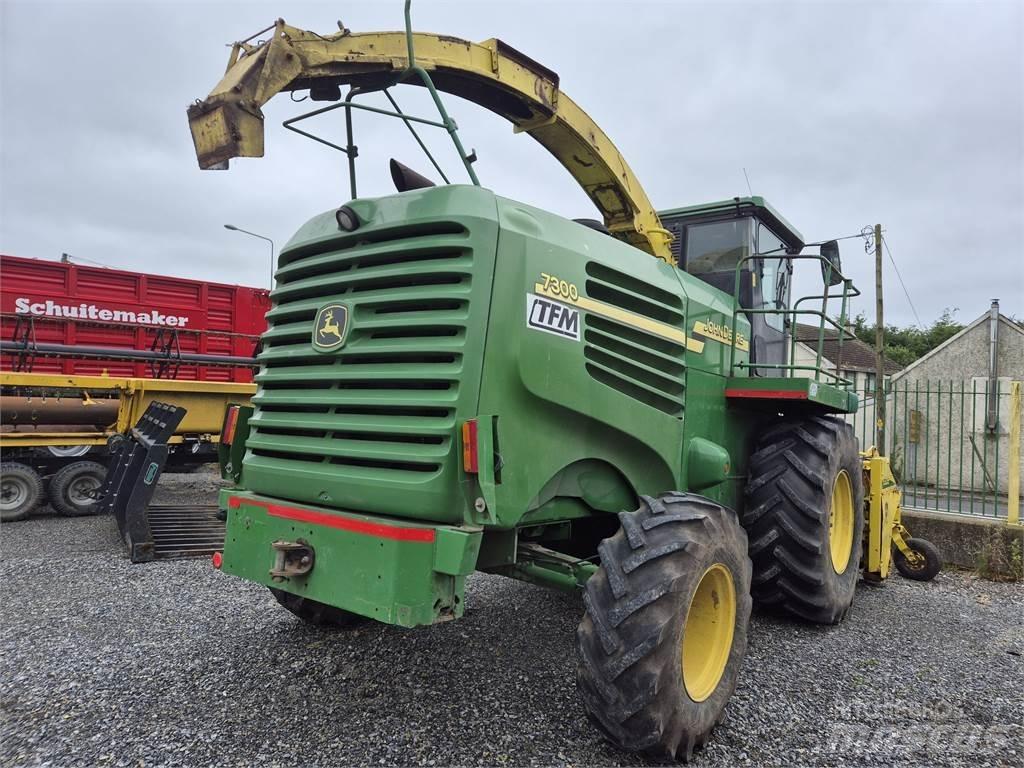 John Deere 7300 Ενσιρωκοπτικές μηχανές