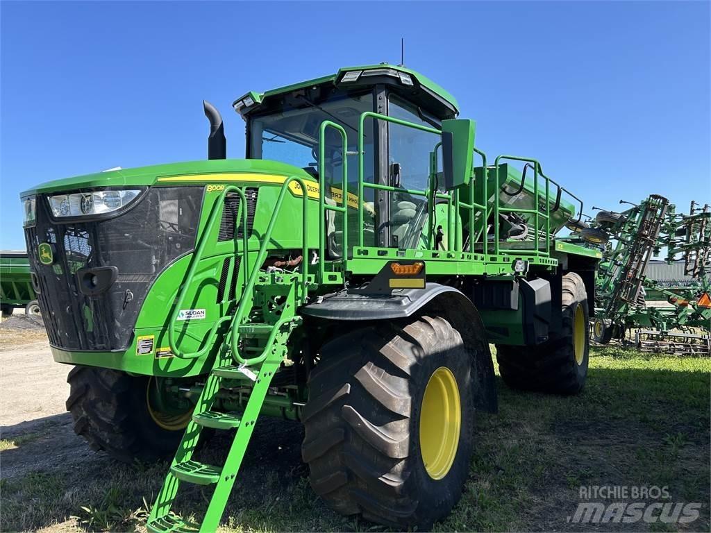 John Deere 800R Ρυμουλκούμενα ψεκαστικά