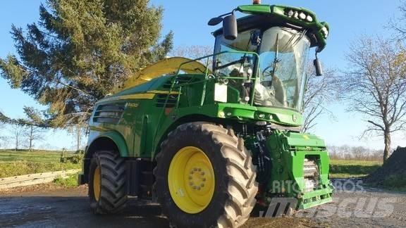 John Deere 8400 Ενσιρωκοπτικές μηχανές